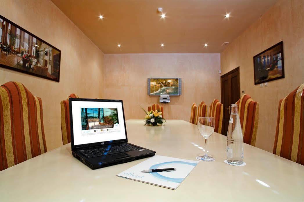 Albayt Resort & Spa Estepona Exterior photo